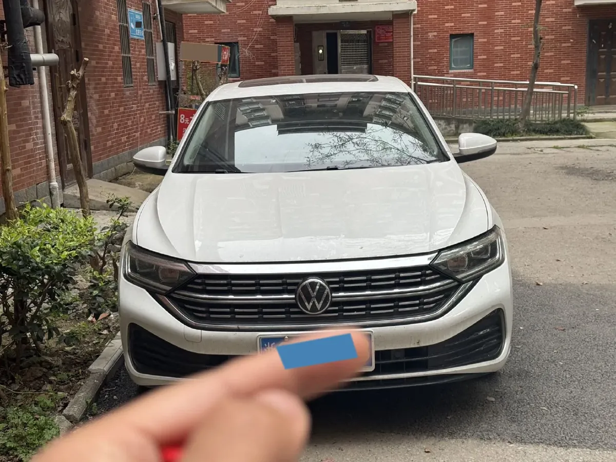 2023 Volkswagen Sagitar 1.4T 150HP L4 7DCT,autocango,china used car exporter,china ev exporter,chinese used car exporter,chinese used ev exporter