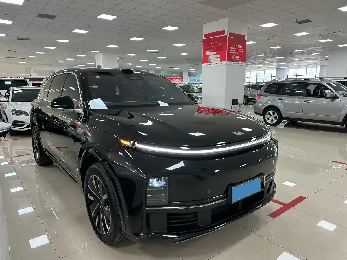 2025 Li L7 Range Extended 154HP REEV,autocango,china used car exporter,china ev exporter,chinese used car exporter,chinese used ev exporter