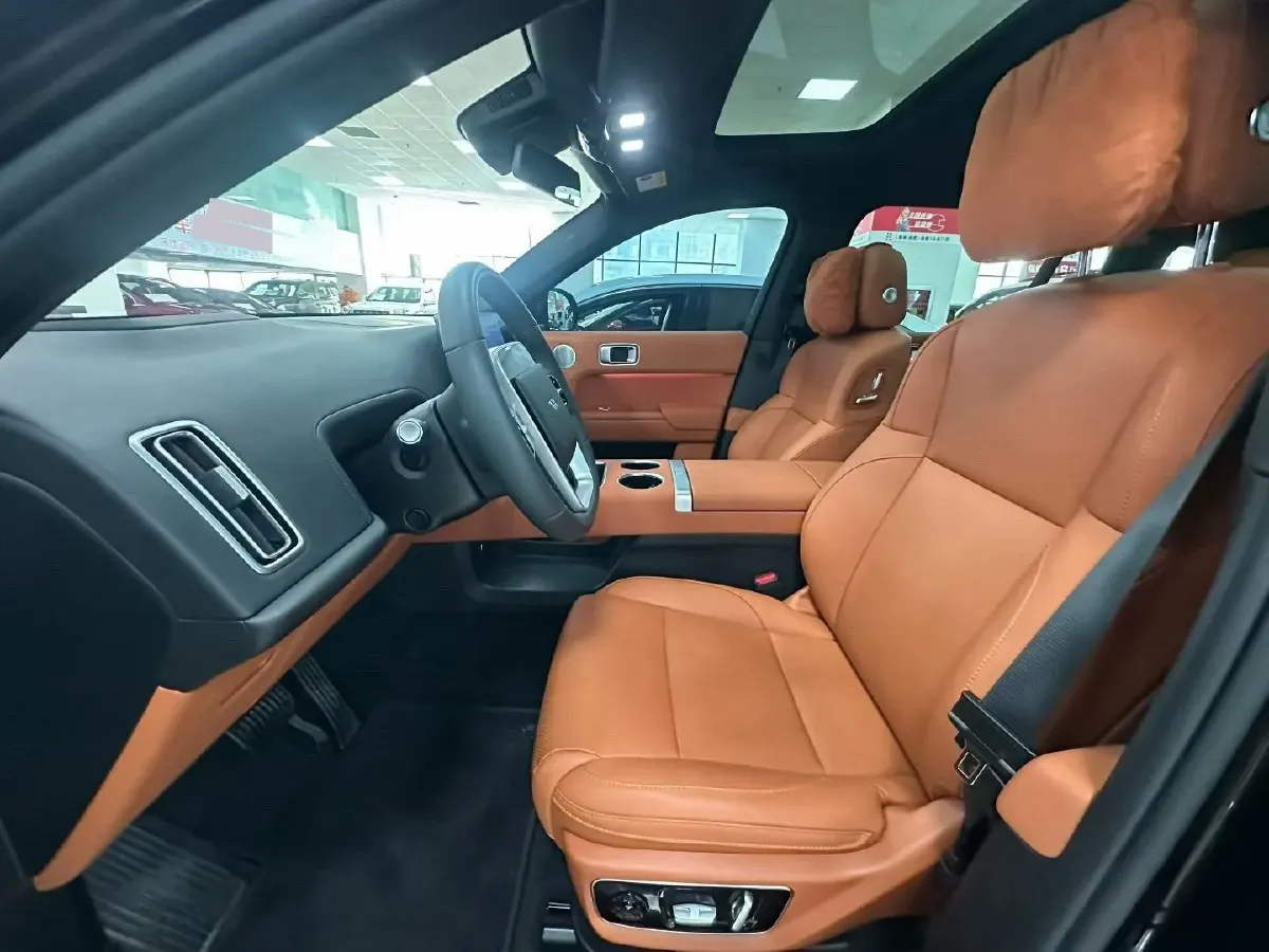 2025 Li L7 Range Extended 154HP REEV,autocango,china used car exporter,china ev exporter,chinese used car exporter,chinese used ev exporter