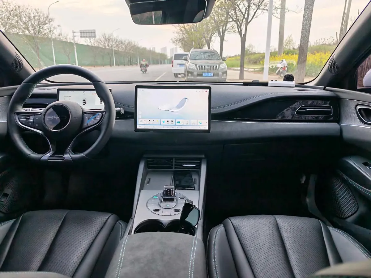 2025 BYD Seal06 1.5L 101HP L4 E-CVT PHEV 10.08KWH,autocango,china used car exporter,china ev exporter,chinese used car exporter,chinese used ev exporter