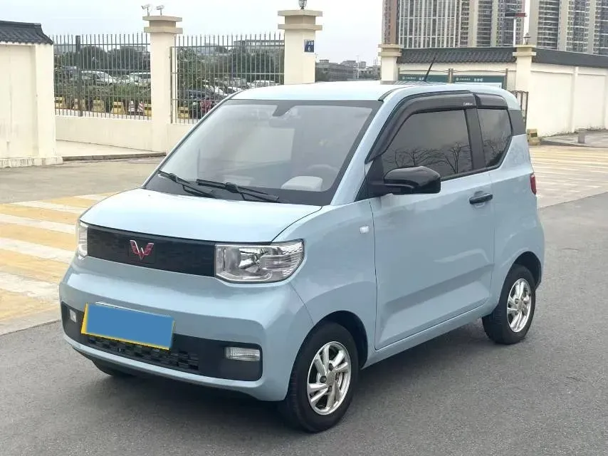 2021 WuLing HongGuang MINI EV BEV 13.8KWH,autocango,china used car exporter,china ev exporter,chinese used car exporter,chinese used ev exporter
