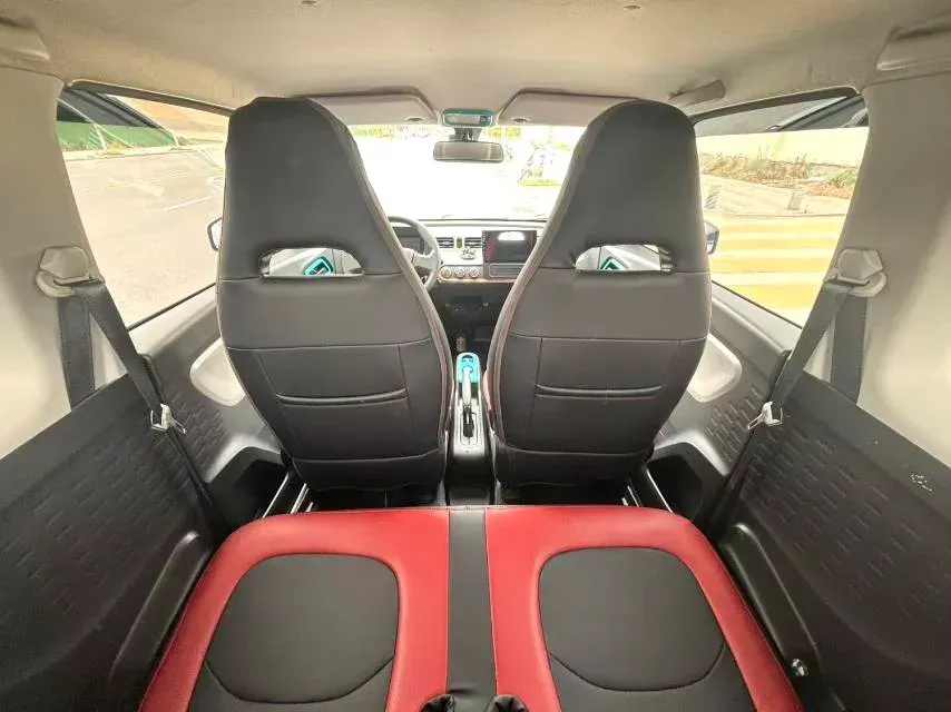 2021 WuLing HongGuang MINI EV BEV 13.8KWH,autocango,china used car exporter,china ev exporter,chinese used car exporter,chinese used ev exporter