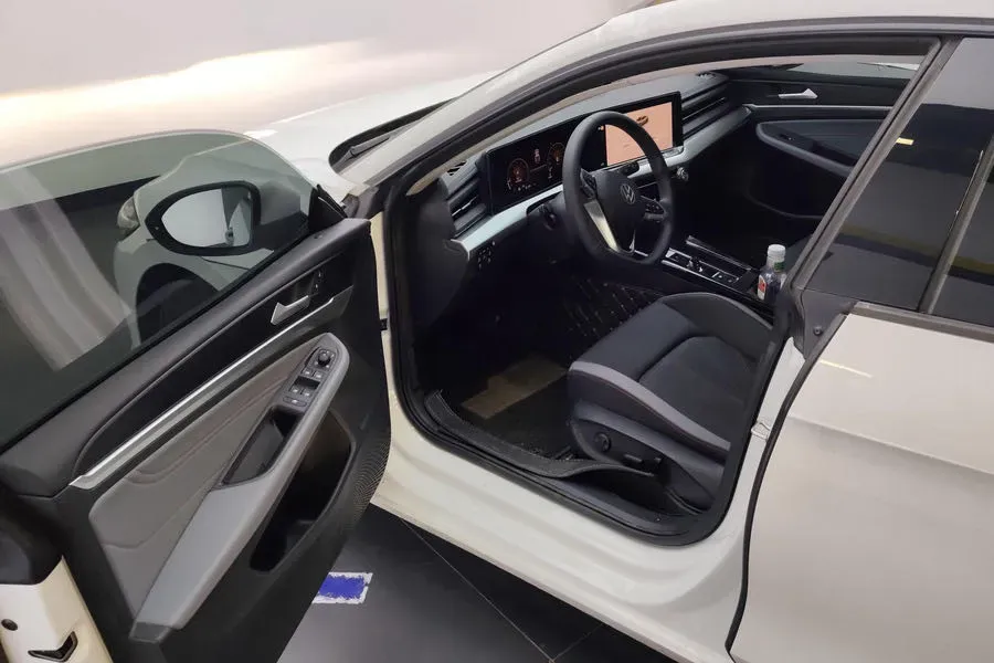 2024 Volkswagen Lamando 1.4T 150HP L4 7DCT,autocango,china used car exporter,china ev exporter,chinese used car exporter,chinese used ev exporter