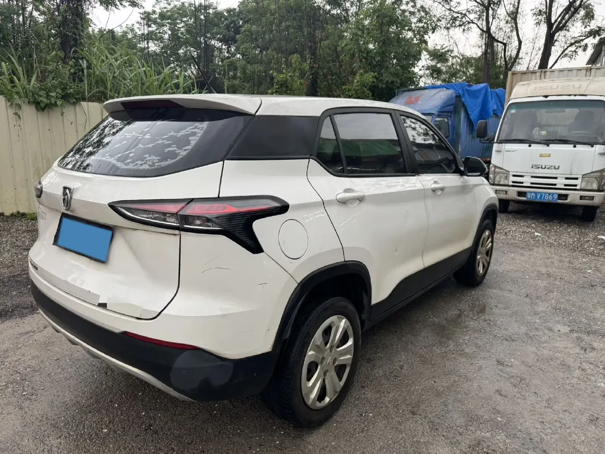 2021 BaoJun 510 1.5L 99HP L4 6MT,autocango,china used car exporter,china ev exporter,chinese used car exporter,chinese used ev exporter