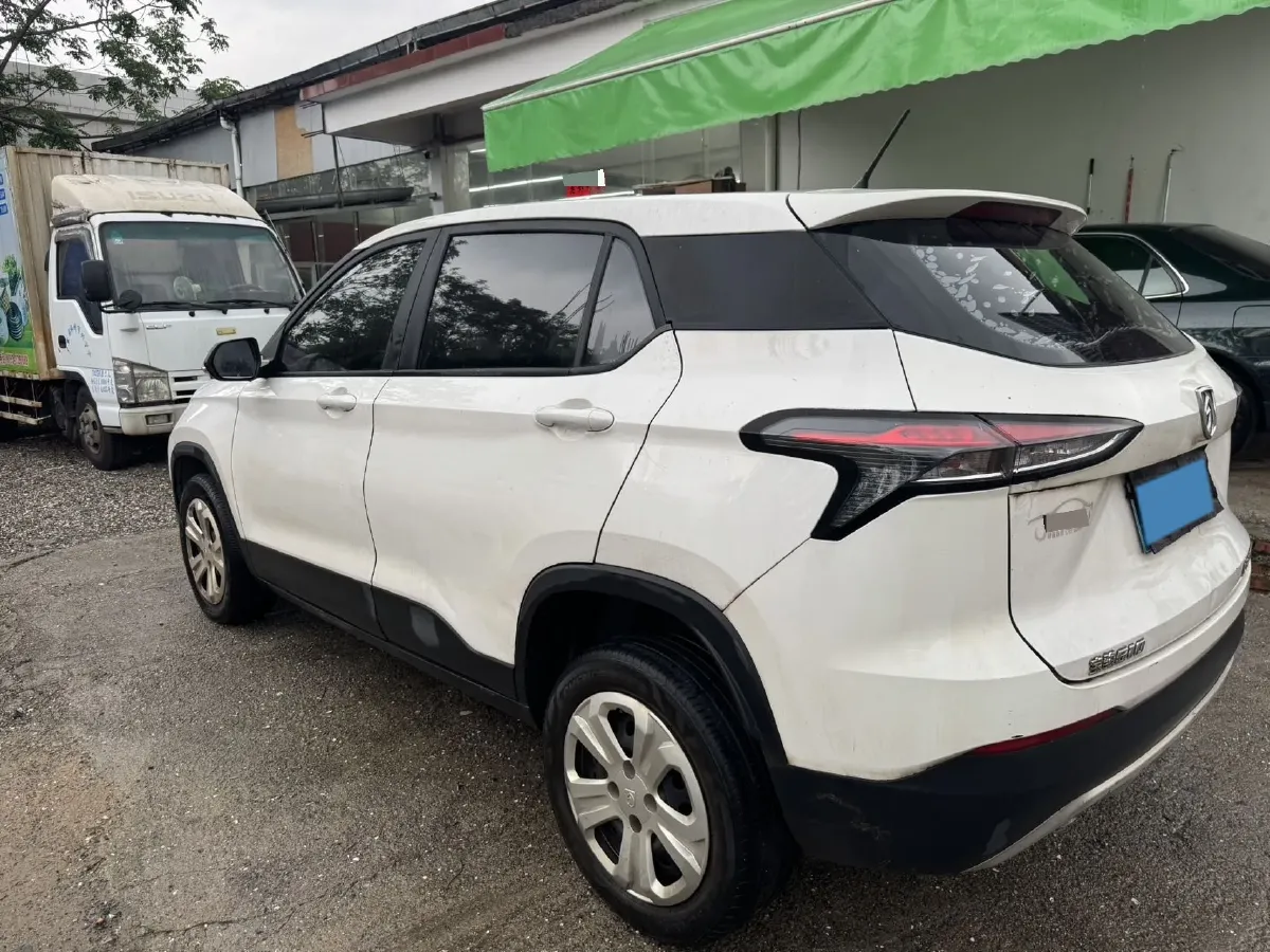 2021 BaoJun 510 1.5L 99HP L4 6MT,autocango,china used car exporter,china ev exporter,chinese used car exporter,chinese used ev exporter