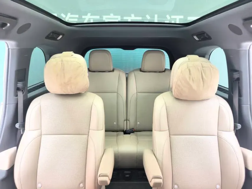 2025 Li L9 Range Extended 154HP REEV,autocango,china used car exporter,china ev exporter,chinese used car exporter,chinese used ev exporter