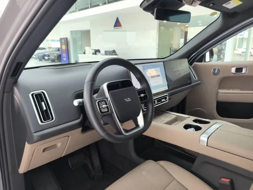 2025 Li L9 Range Extended 154HP REEV,autocango,china used car exporter,china ev exporter,chinese used car exporter,chinese used ev exporter