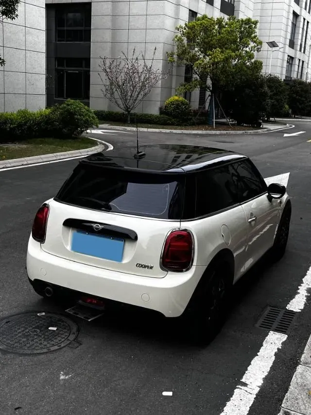 2019 MINI MINI 1.5T 136HP L3 7DCT,autocango,china used car exporter,china ev exporter,chinese used car exporter,chinese used ev exporter
