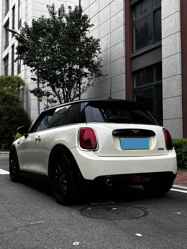 2019 MINI MINI 1.5T 136HP L3 7DCT,autocango,china used car exporter,china ev exporter,chinese used car exporter,chinese used ev exporter