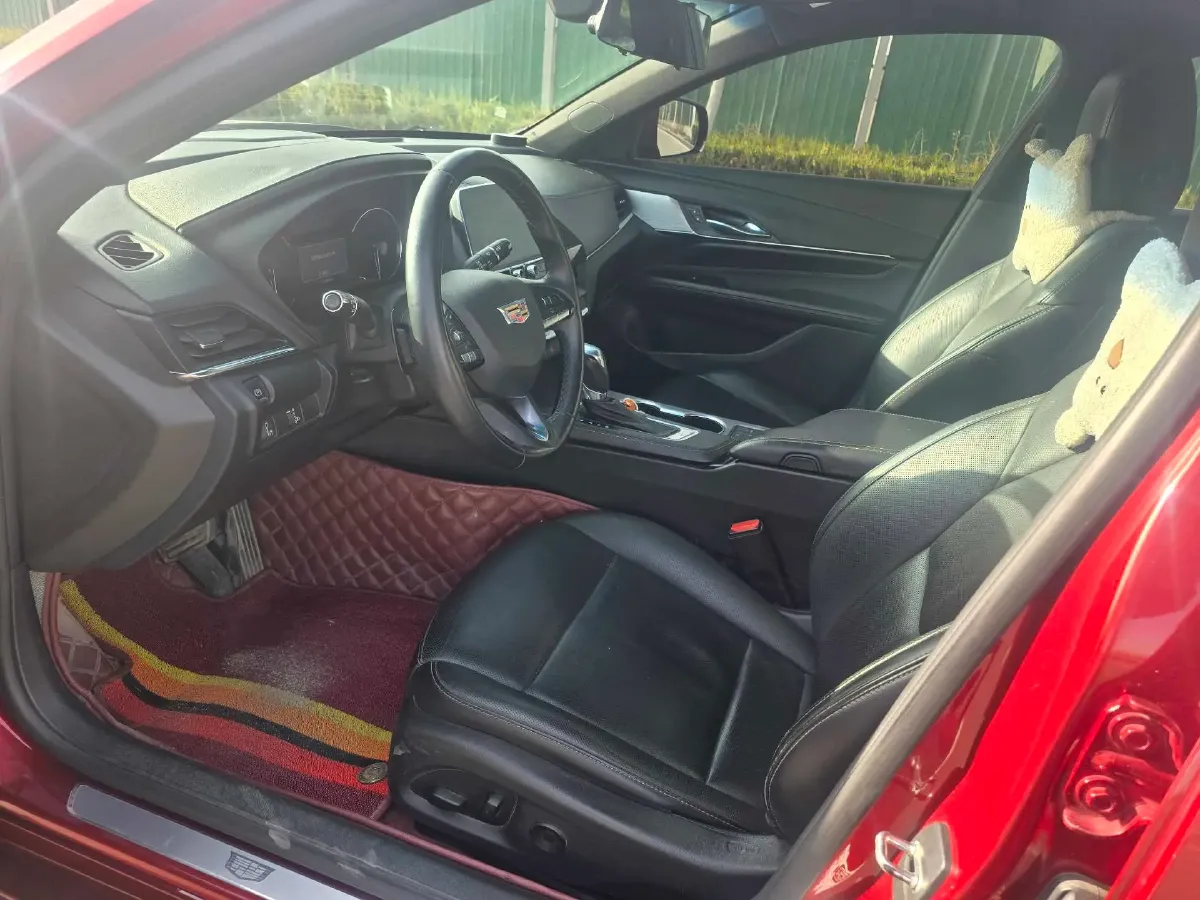 2021 Cadillac CT4 2.0T 237HP L4 8AT,autocango,china used car exporter,china ev exporter,chinese used car exporter,chinese used ev exporter