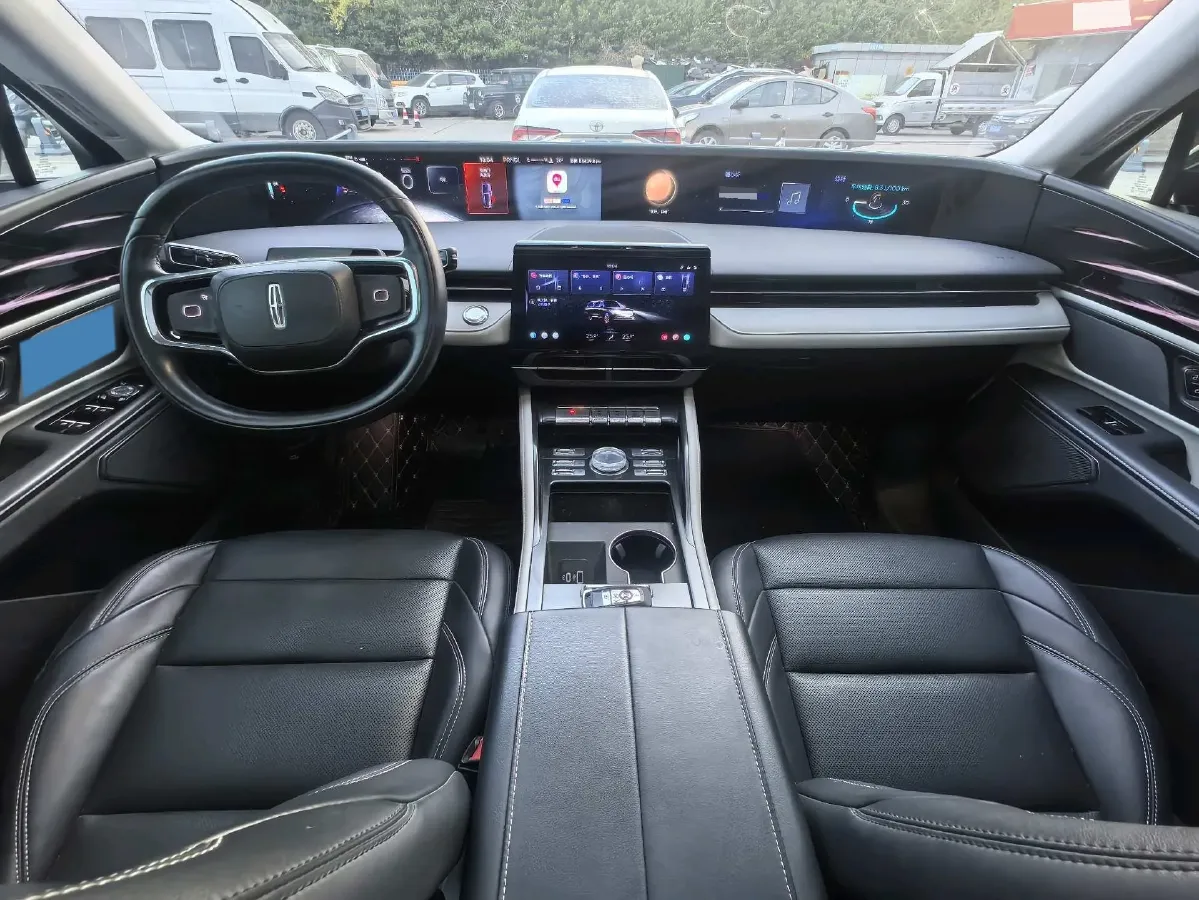 2023 Lincoln Nautilus 2.0T 261HP L4 8AT,autocango,china used car exporter,china ev exporter,chinese used car exporter,chinese used ev exporter