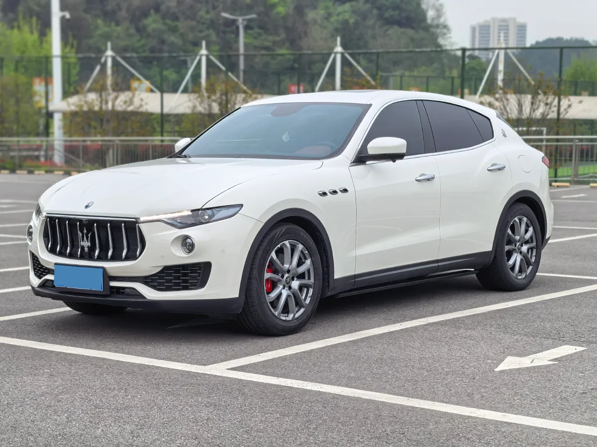 2021 Maserati Levante 3.0T 350HP V6 8AT,autocango,china used car exporter,china ev exporter,chinese used car exporter,chinese used ev exporter