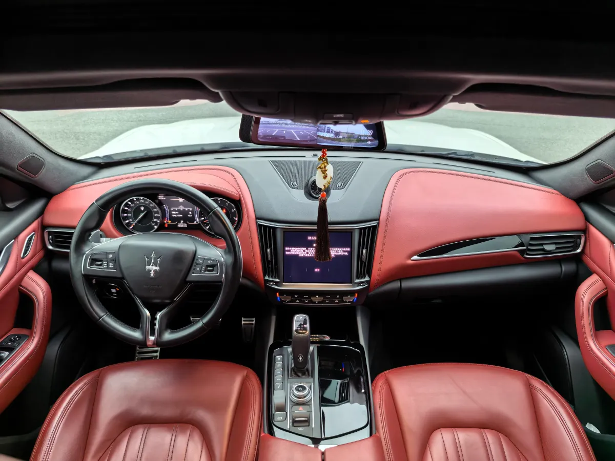 2021 Maserati Levante 3.0T 350HP V6 8AT,autocango,china used car exporter,china ev exporter,chinese used car exporter,chinese used ev exporter