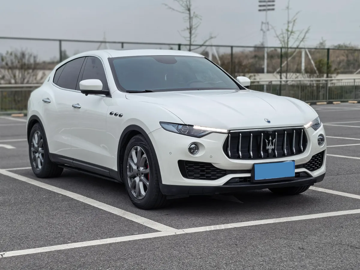 2021 Maserati Levante 3.0T 350HP V6 8AT,autocango,china used car exporter,china ev exporter,chinese used car exporter,chinese used ev exporter