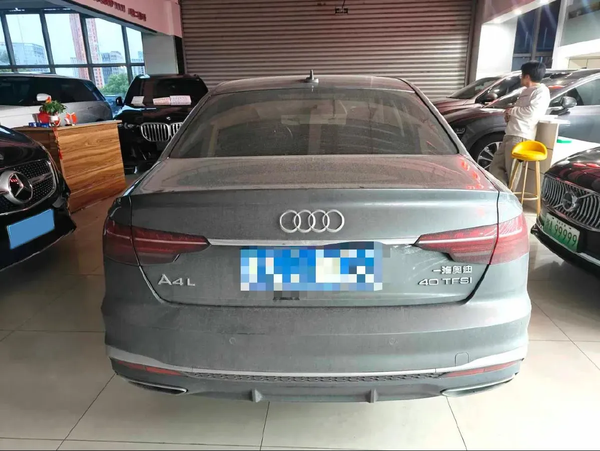 2022 Audi A4L 2.0T 190HP L4 7DCT,autocango,china used car exporter,china ev exporter,chinese used car exporter,chinese used ev exporter