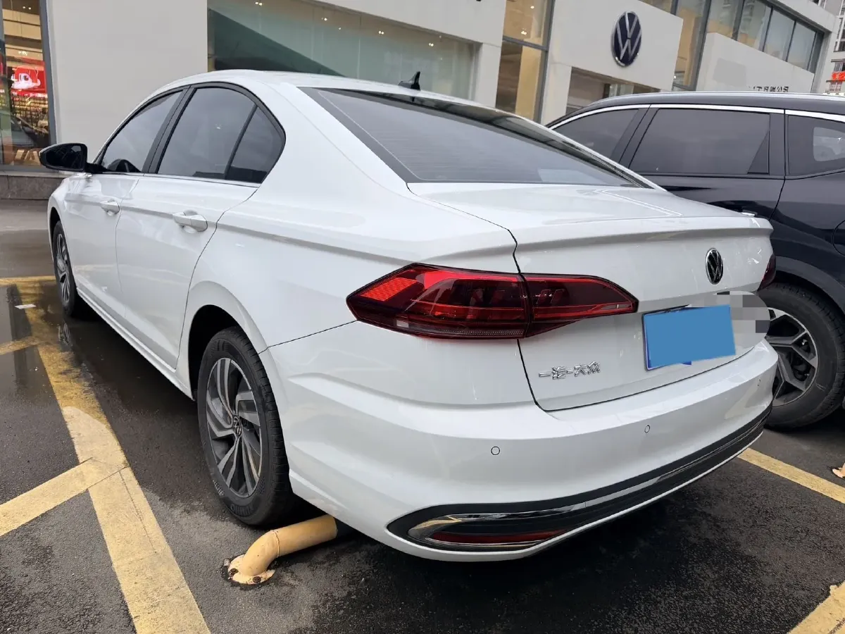 2025 Volkswagen Bora 1.2T 116HP L4 7DCT,autocango,china used car exporter,china ev exporter,chinese used car exporter,chinese used ev exporter