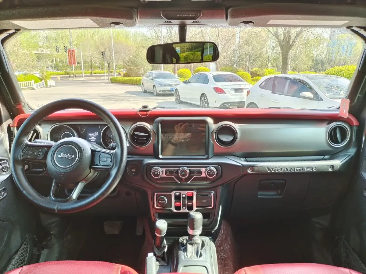 2019 Jeep Wrangler 2.0T 266HP L4 8AT,autocango,china used car exporter,china ev exporter,chinese used car exporter,chinese used ev exporter