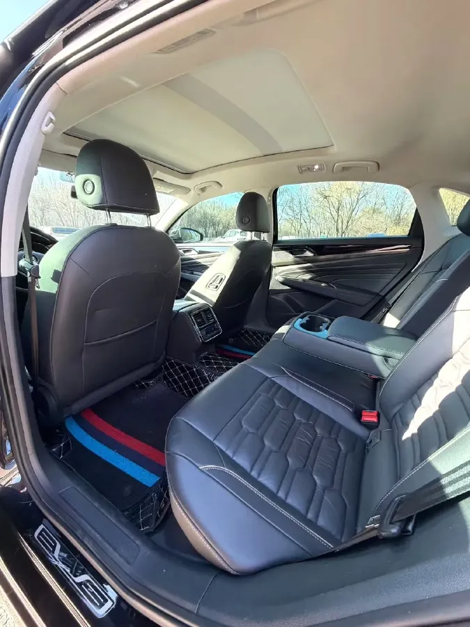 2019 Skoda Kodiak 2.0T 186HP L4 7DCT,autocango,china used car exporter,china ev exporter,chinese used car exporter,chinese used ev exporter