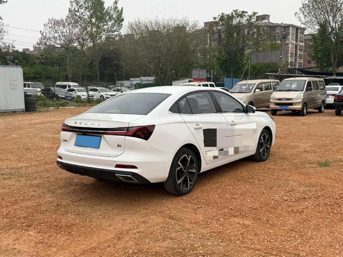 2023 Roewe i5 1.5L 129HP L4 CVT,autocango,china used car exporter,china ev exporter,chinese used car exporter,chinese used ev exporter