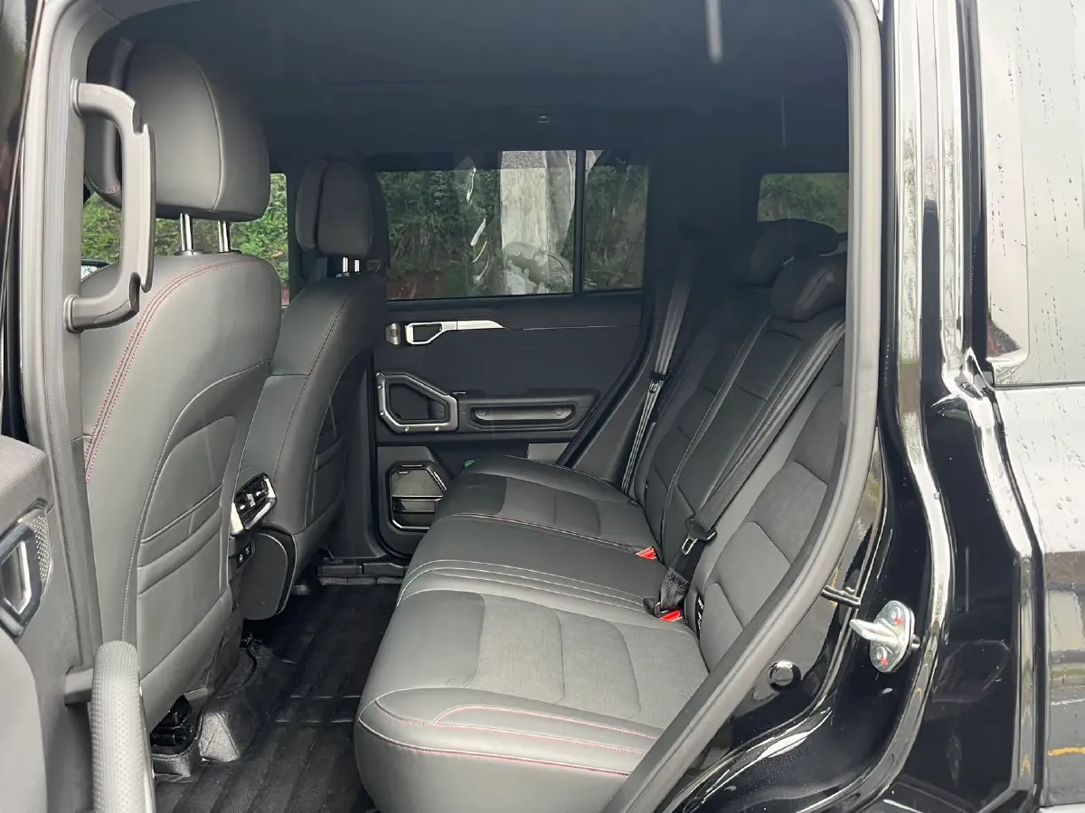 2023 Jetour Traveller 2.0T 254HP L4 7DCT,autocango,china used car exporter,china ev exporter,chinese used car exporter,chinese used ev exporter