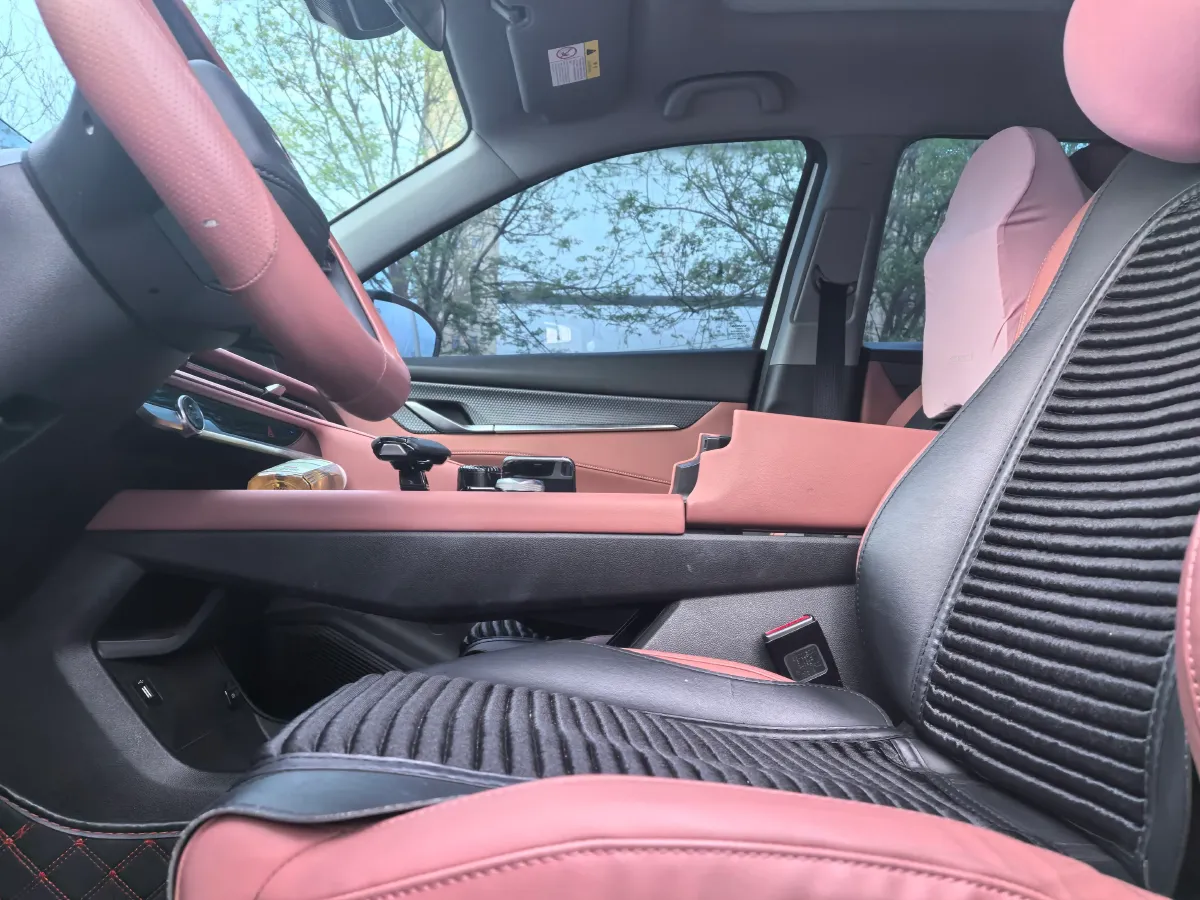 2024 ChangAn CS75 Plus 1.5T 188HP L4 8AT,autocango,china used car exporter,china ev exporter,chinese used car exporter,chinese used ev exporter