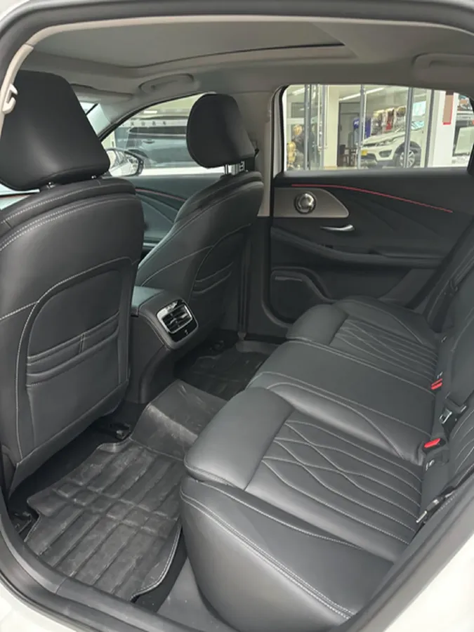 2022 Chery Arrizo 8 1.6T 197HP L4 7DCT,autocango,china used car exporter,china ev exporter,chinese used car exporter,chinese used ev exporter