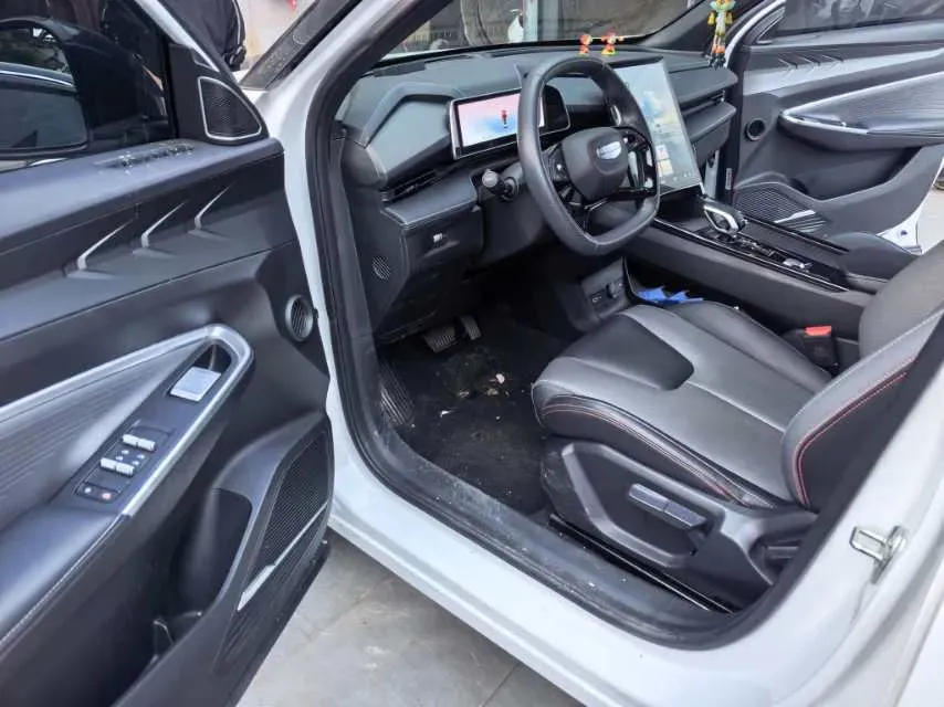 2024 Geely Azkarra 1.5T 181HP L4 7DCT,autocango,china used car exporter,china ev exporter,chinese used car exporter,chinese used ev exporter