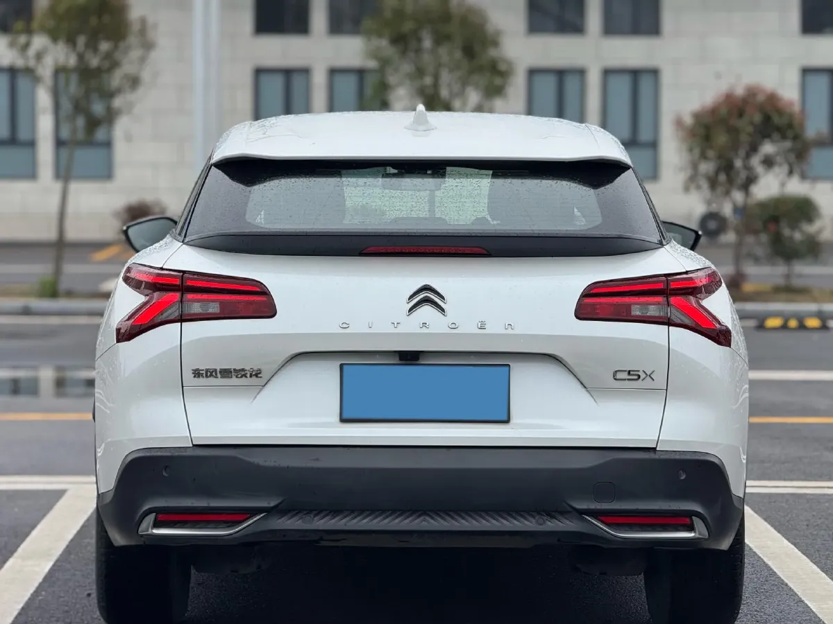 2021 Citroen C5 X 1.6T 175HP L4 8AT,autocango,china used car exporter,china ev exporter,chinese used car exporter,chinese used ev exporter