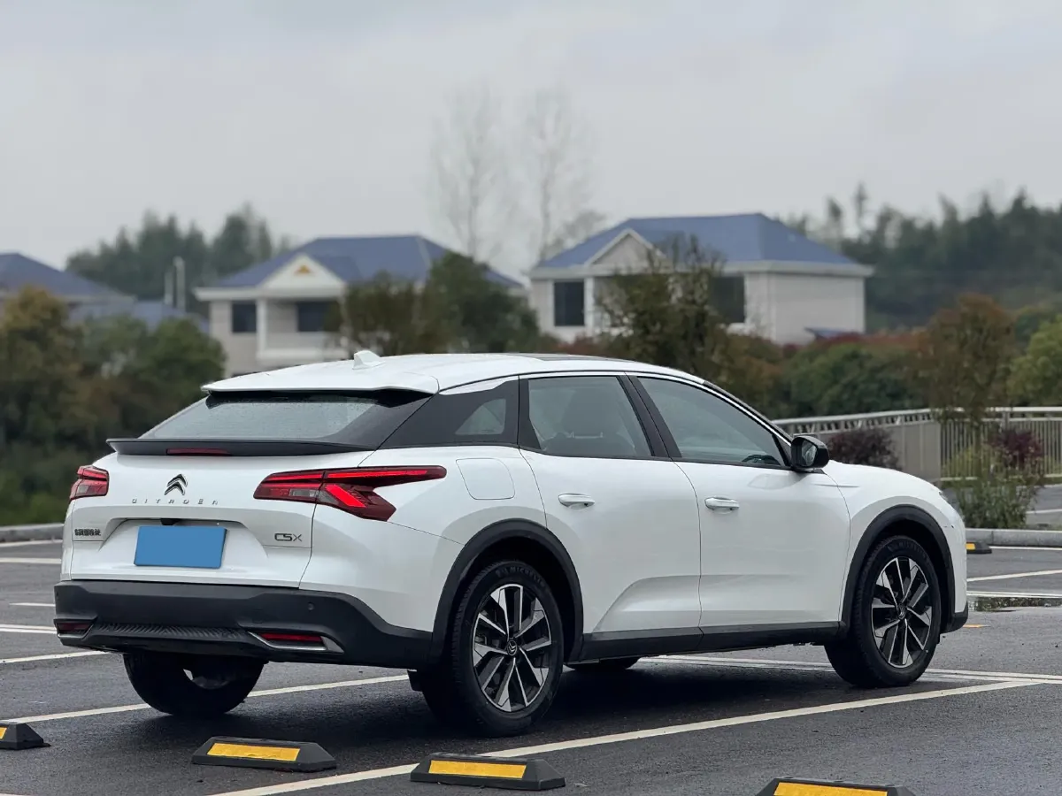 2021 Citroen C5 X 1.6T 175HP L4 8AT,autocango,china used car exporter,china ev exporter,chinese used car exporter,chinese used ev exporter