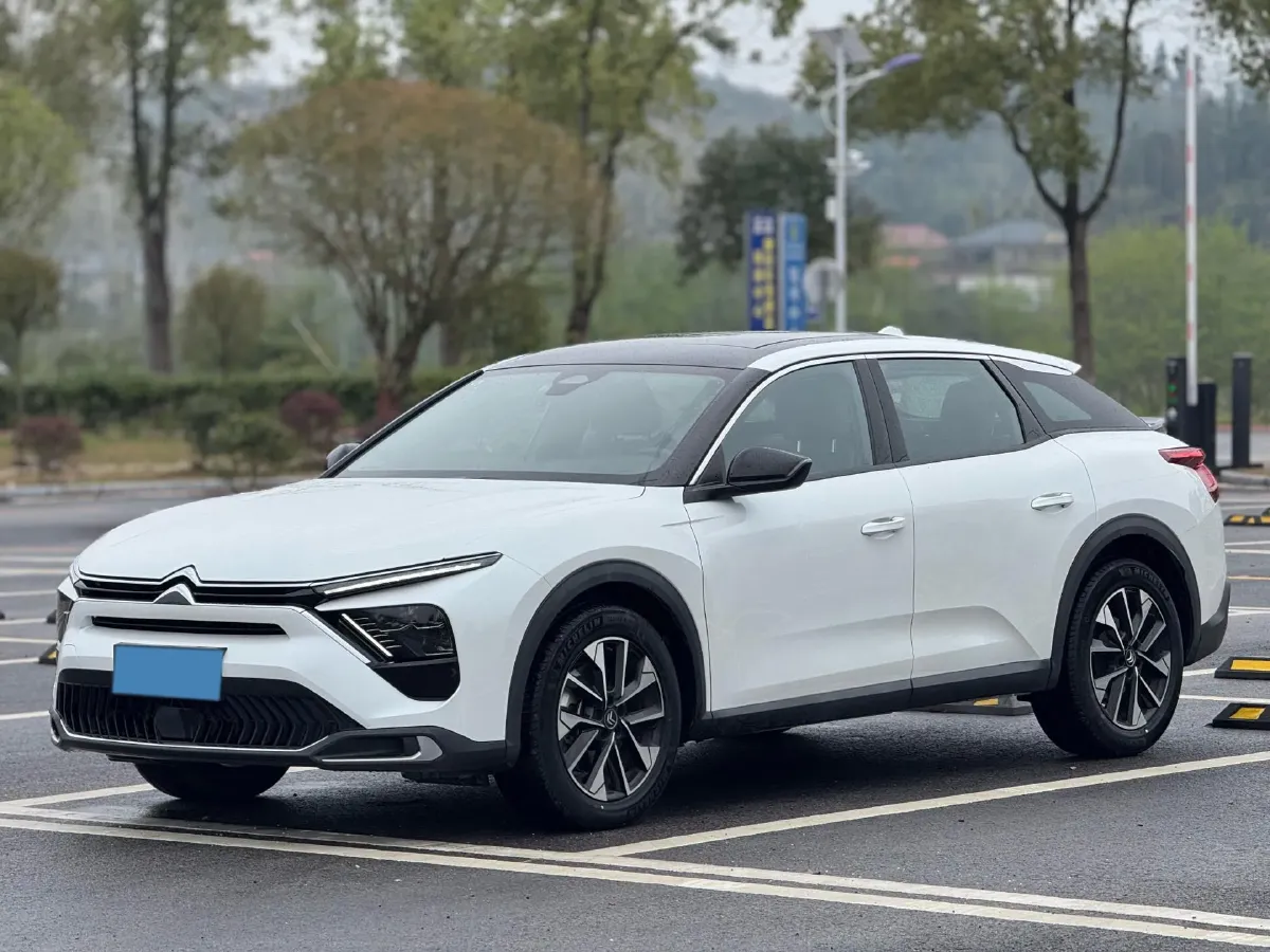 2021 Citroen C5 X 1.6T 175HP L4 8AT,autocango,china used car exporter,china ev exporter,chinese used car exporter,chinese used ev exporter