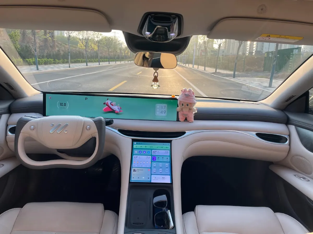 2024 IM L6 BEV 75KWH,autocango,china used car exporter,china ev exporter,chinese used car exporter,chinese used ev exporter