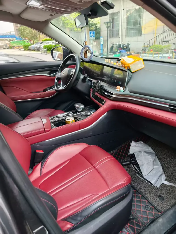 2020 ChangAn CS75 Plus 2.0T 233HP L4 8AT,autocango,china used car exporter,china ev exporter,chinese used car exporter,chinese used ev exporter