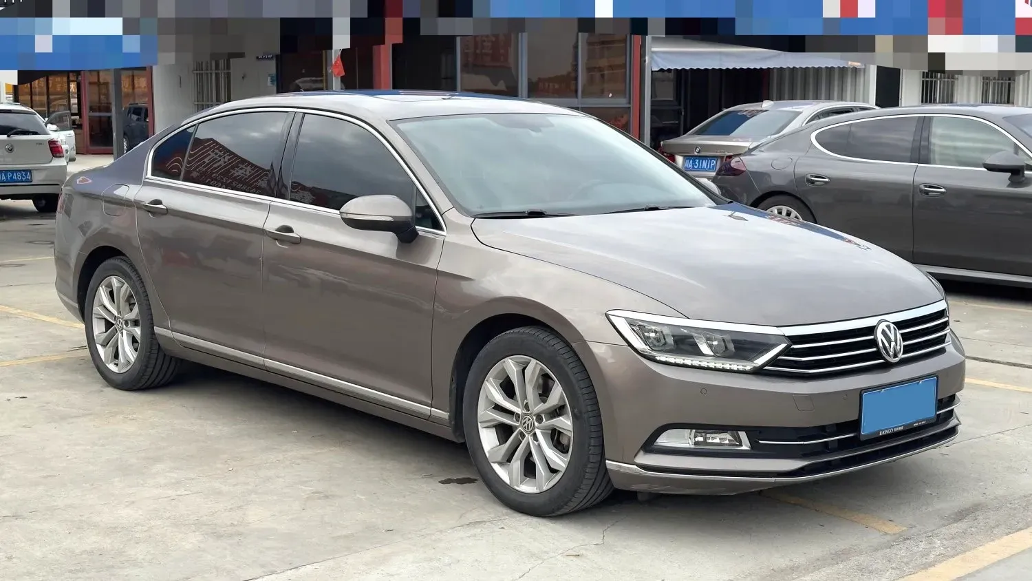 2019 Volkswagen Magotan 2.0T 186HP L4 7DCT,autocango,china used car exporter,china ev exporter,chinese used car exporter,chinese used ev exporter