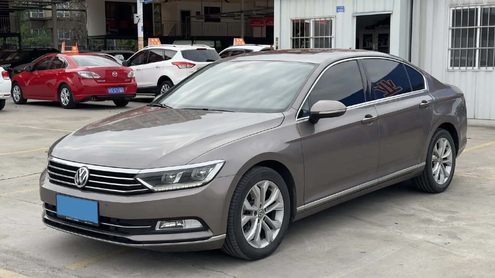 2019 Volkswagen Magotan 2.0T 186HP L4 7DCT,autocango,china used car exporter,china ev exporter,chinese used car exporter,chinese used ev exporter