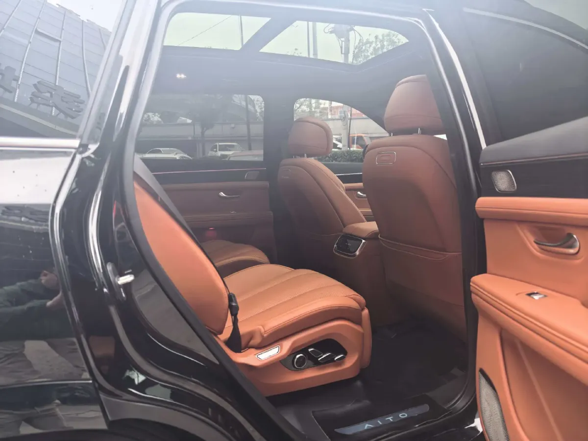 2024 AITO AITO M7 1.5T 152HP L4 REEV 42KWH,autocango,china used car exporter,china ev exporter,chinese used car exporter,chinese used ev exporter