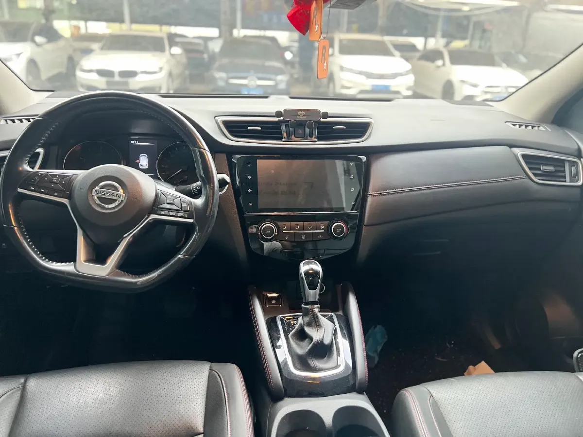 2021 Nissan Qashqai 2.0L 151HP L4 CVT,autocango,china used car exporter,china ev exporter,chinese used car exporter,chinese used ev exporter