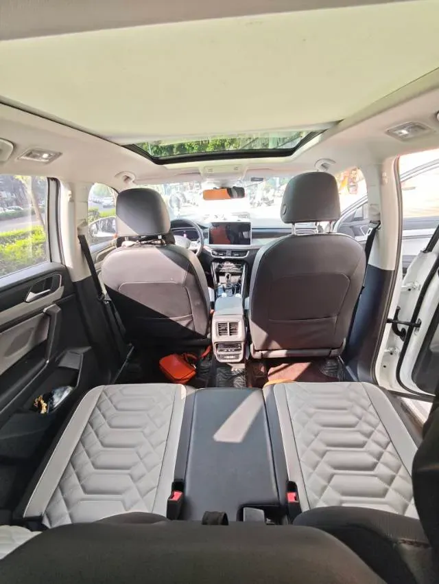 2023 Volkswagen Tayron 2.0T 186HP L4 7DCT,autocango,china used car exporter,china ev exporter,chinese used car exporter,chinese used ev exporter