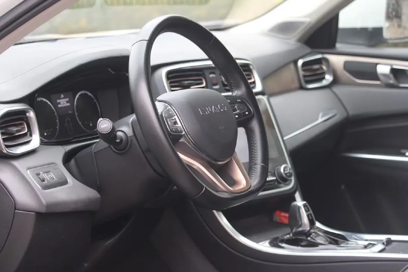 2017 Foton Tunland 2.8T 177HP L4 6AT,autocango,china used car exporter,china ev exporter,chinese used car exporter,chinese used ev exporter