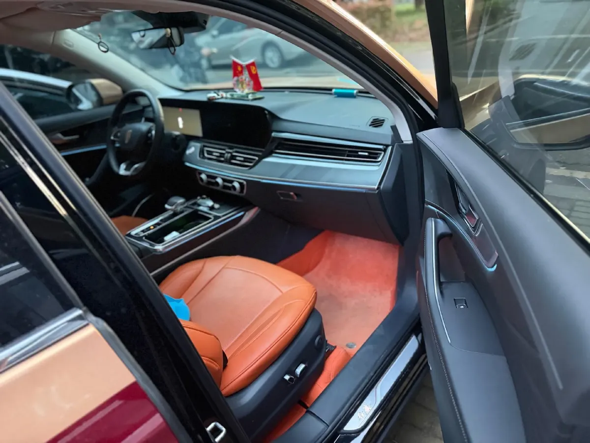 2023 HongQi HS5 2.0T 252HP L4 8AT,autocango,china used car exporter,china ev exporter,chinese used car exporter,chinese used ev exporter