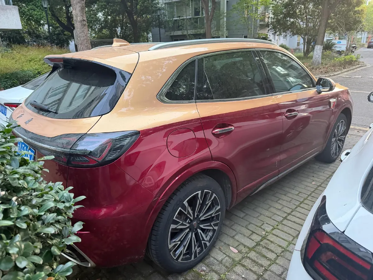 2023 HongQi HS5 2.0T 252HP L4 8AT,autocango,china used car exporter,china ev exporter,chinese used car exporter,chinese used ev exporter