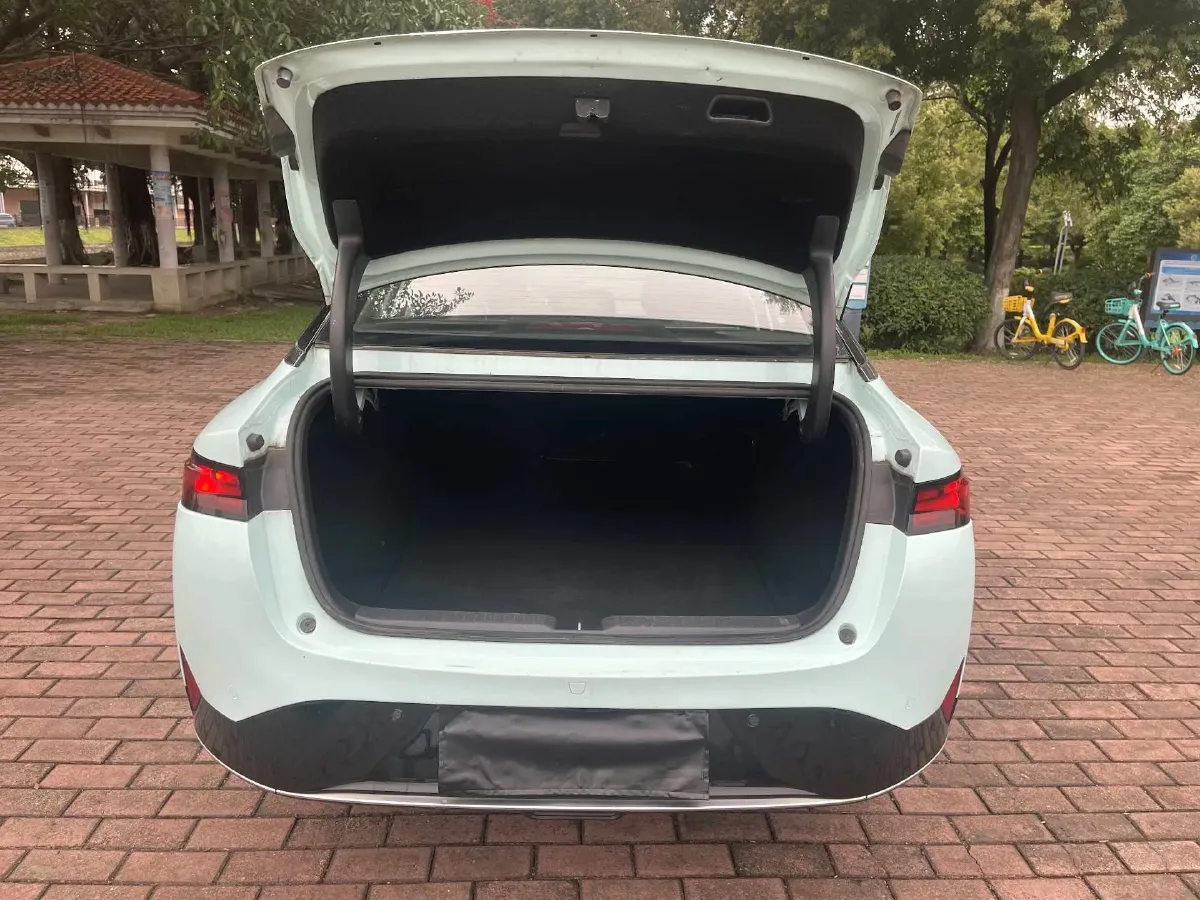 2021 Xpeng P5 BEV 71.4KWH,autocango,china used car exporter,china ev exporter,chinese used car exporter,chinese used ev exporter