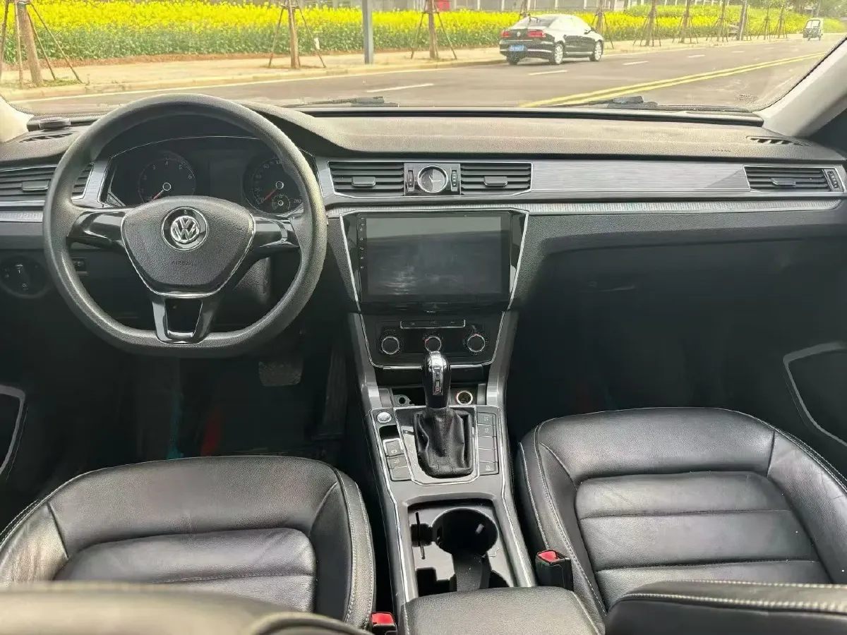 2017 Volkswagen Passat 1.4T 150HP L4 7DCT,autocango,china used car exporter,china ev exporter,chinese used car exporter,chinese used ev exporter