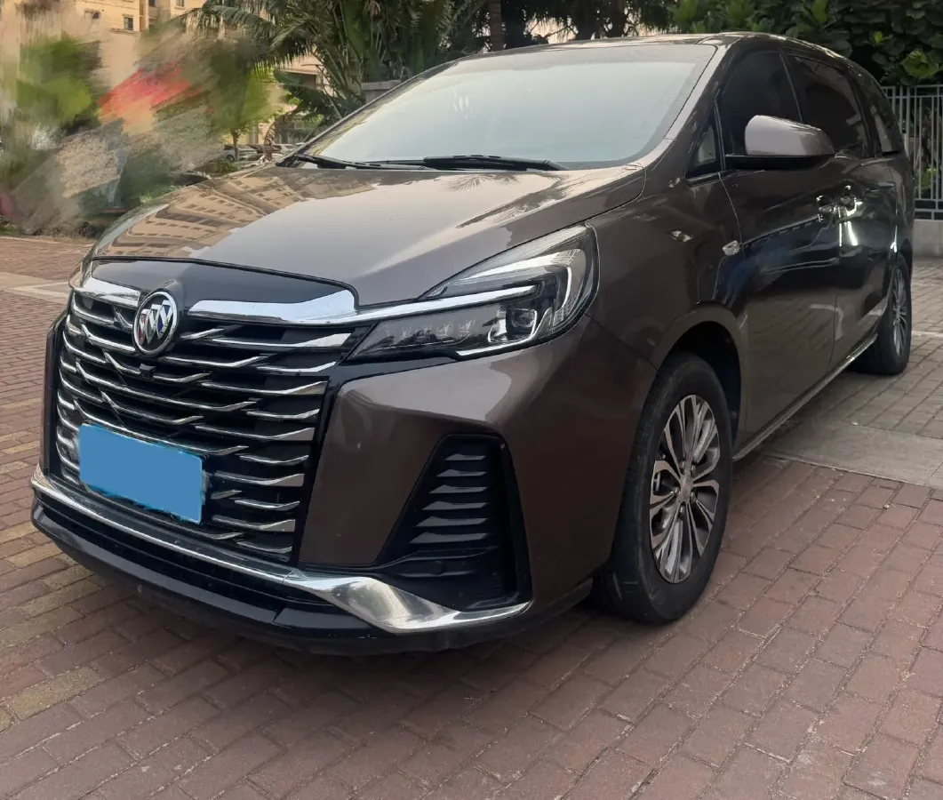 2023 Buick GL8 2.0T 237HP L4 9AT,autocango,china used car exporter,china ev exporter,chinese used car exporter,chinese used ev exporter