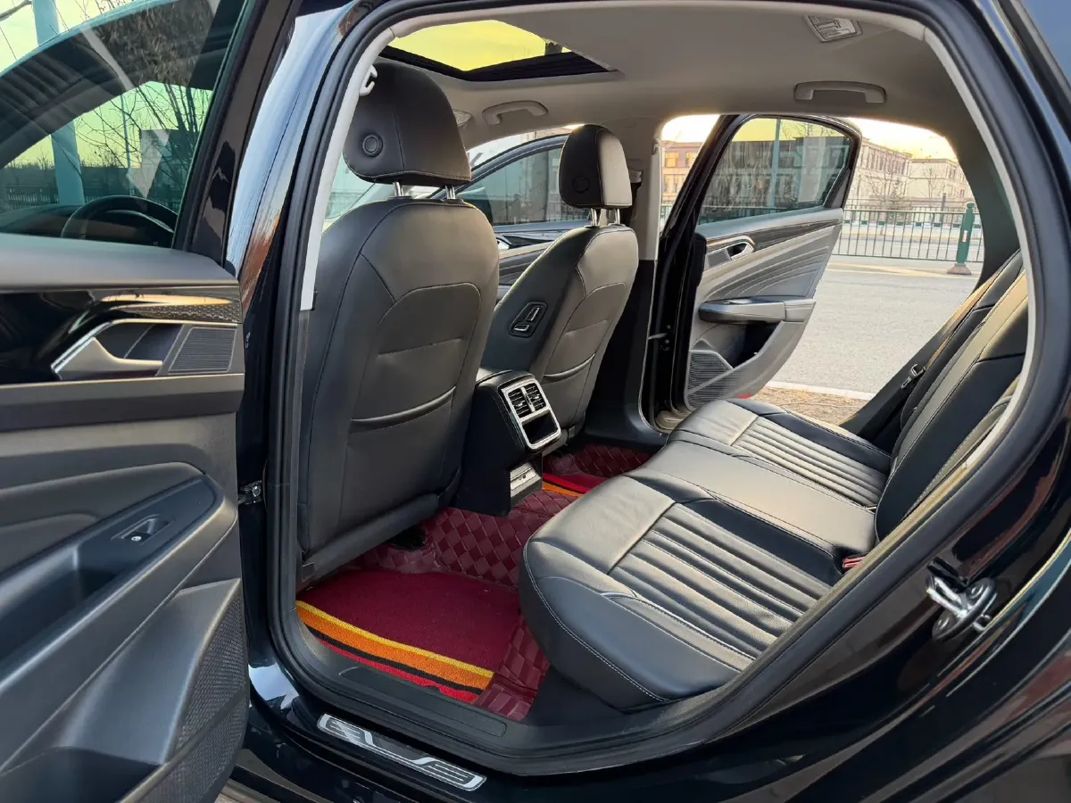 2022 Volkswagen Lamando 1.4T 150HP L4 7DCT,autocango,china used car exporter,china ev exporter,chinese used car exporter,chinese used ev exporter