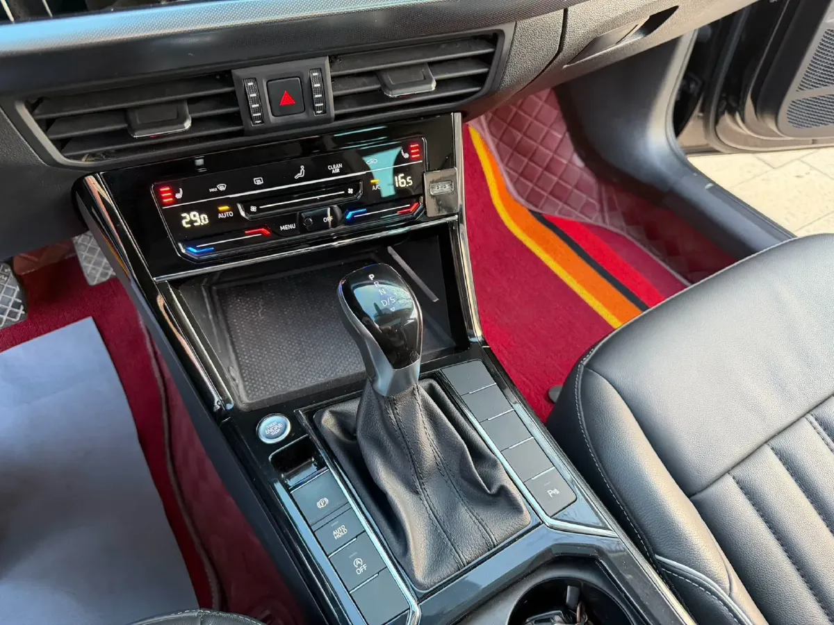 2022 Volkswagen Lamando 1.4T 150HP L4 7DCT,autocango,china used car exporter,china ev exporter,chinese used car exporter,chinese used ev exporter