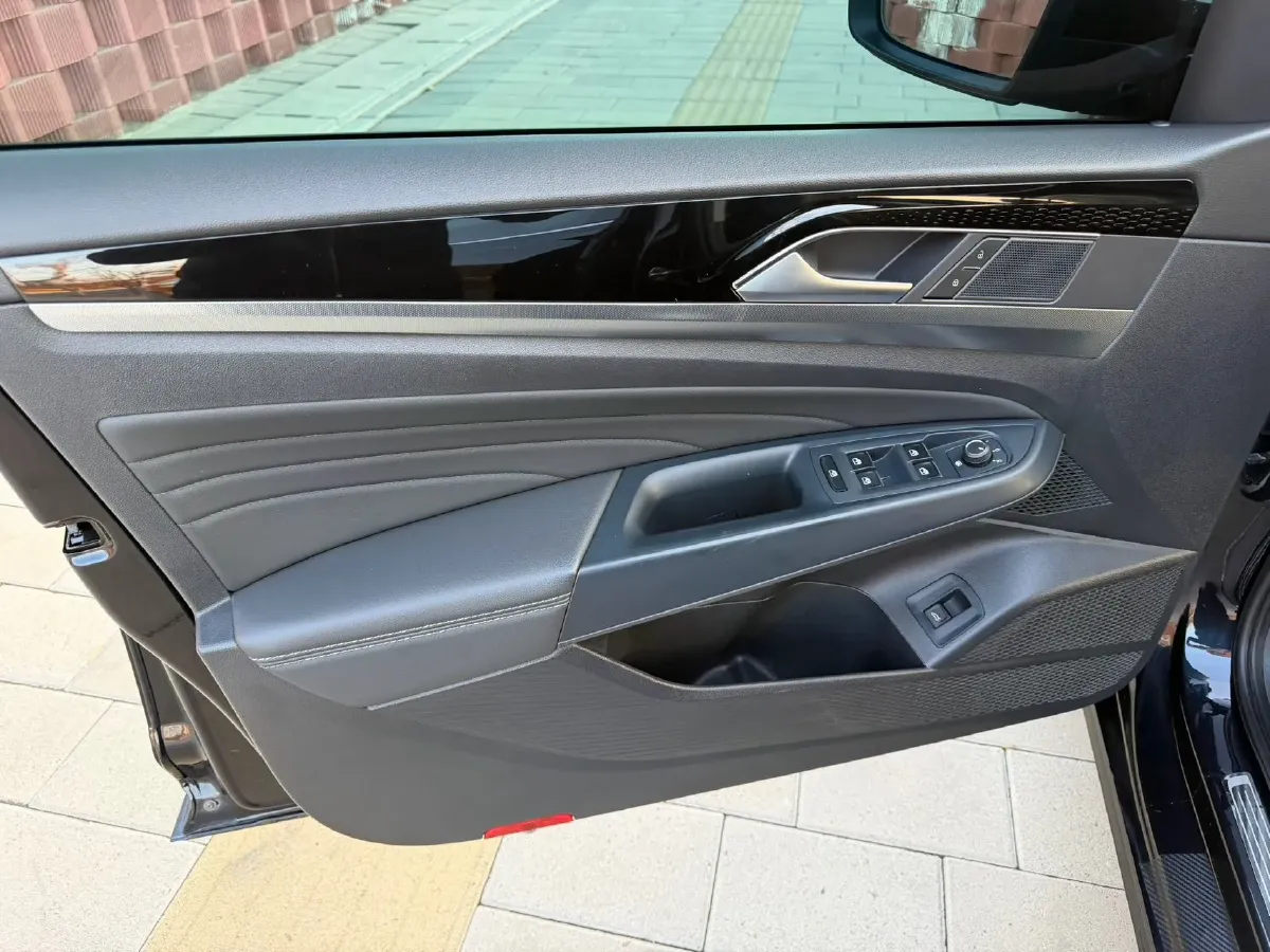 2022 Volkswagen Lamando 1.4T 150HP L4 7DCT,autocango,china used car exporter,china ev exporter,chinese used car exporter,chinese used ev exporter