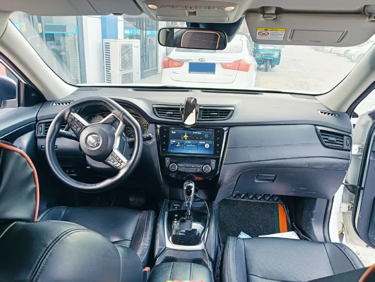 2020 Nissan X-Trail 2.0L 154HP L4 CVT,autocango,china used car exporter,china ev exporter,chinese used car exporter,chinese used ev exporter