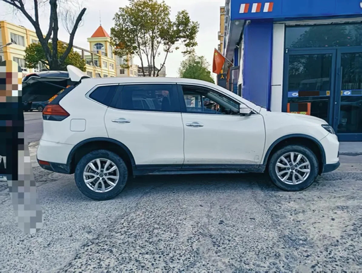 2020 Nissan X-Trail 2.0L 154HP L4 CVT,autocango,china used car exporter,china ev exporter,chinese used car exporter,chinese used ev exporter