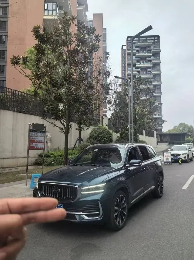 2021 Geely Monjaro 2.0T 218HP L4 7DCT,autocango,china used car exporter,china ev exporter,chinese used car exporter,chinese used ev exporter