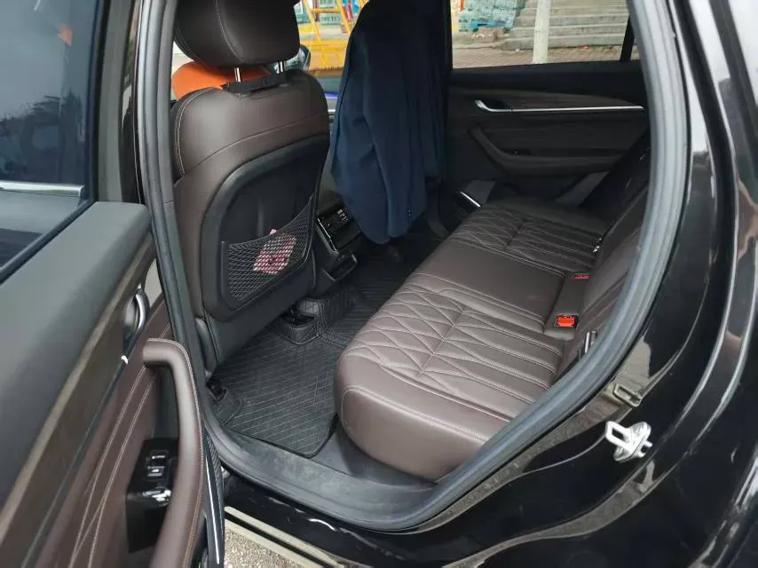 2025 Geely Monjaro 2.0T 238HP L4 8AT,autocango,china used car exporter,china ev exporter,chinese used car exporter,chinese used ev exporter